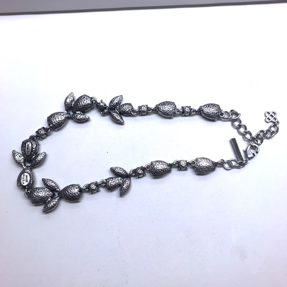 COPY - Oscar de la Renta runway statement crystal necklace - Picture 8 of 9